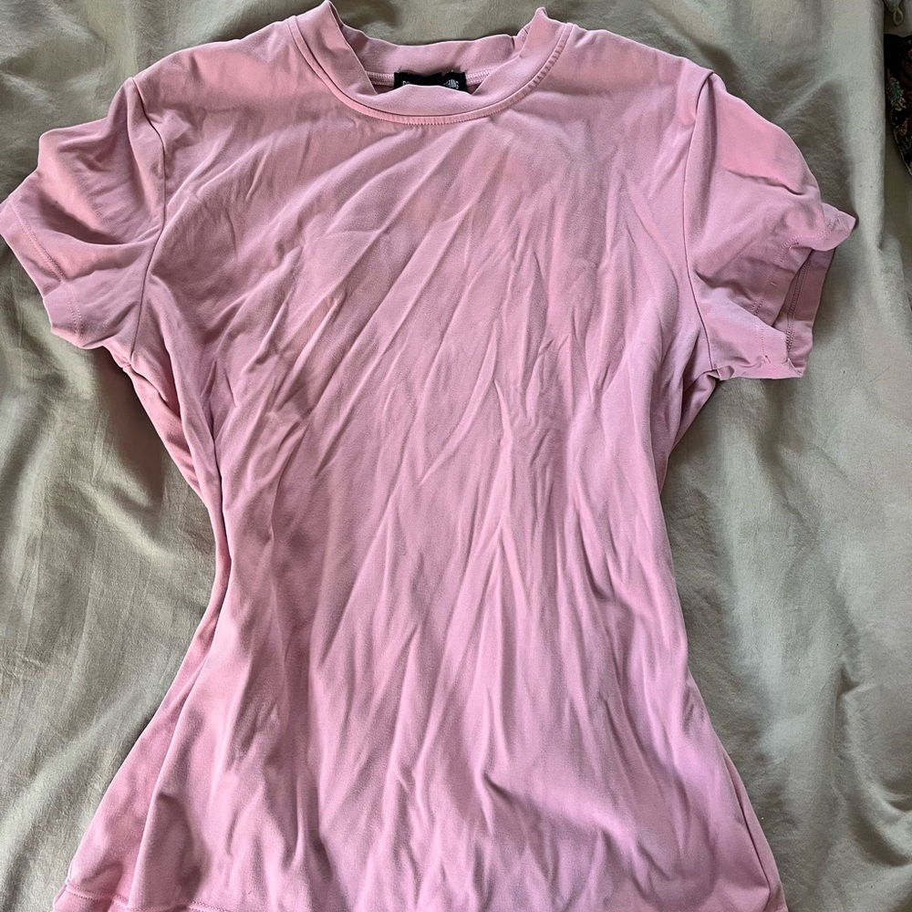 PrettyLittleThing Soft Pink Short Sleeve Tee